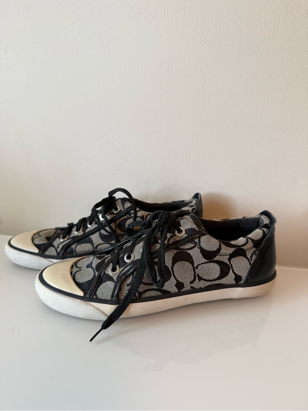 Coach Women’s Black Signature Canvas Low-Top Sneakers